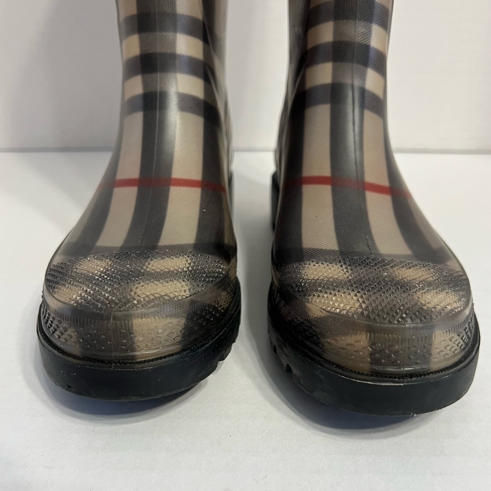 Burberry rain boots size 36 = US 6 - Picture 3 of 12